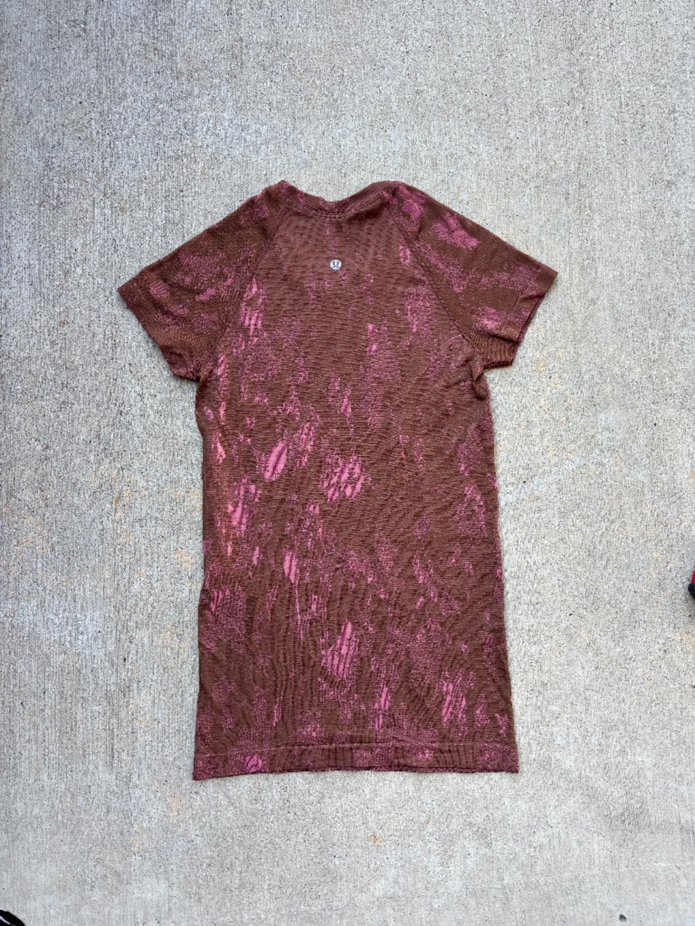 Lululemon Swiftly Tech Short Sleeve 2.0 Brown Pink Camo Workout Shirt Size 4